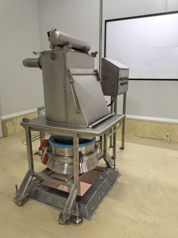 COMPACT-BAG-TIPPING-STATION-Dust-free-600x800